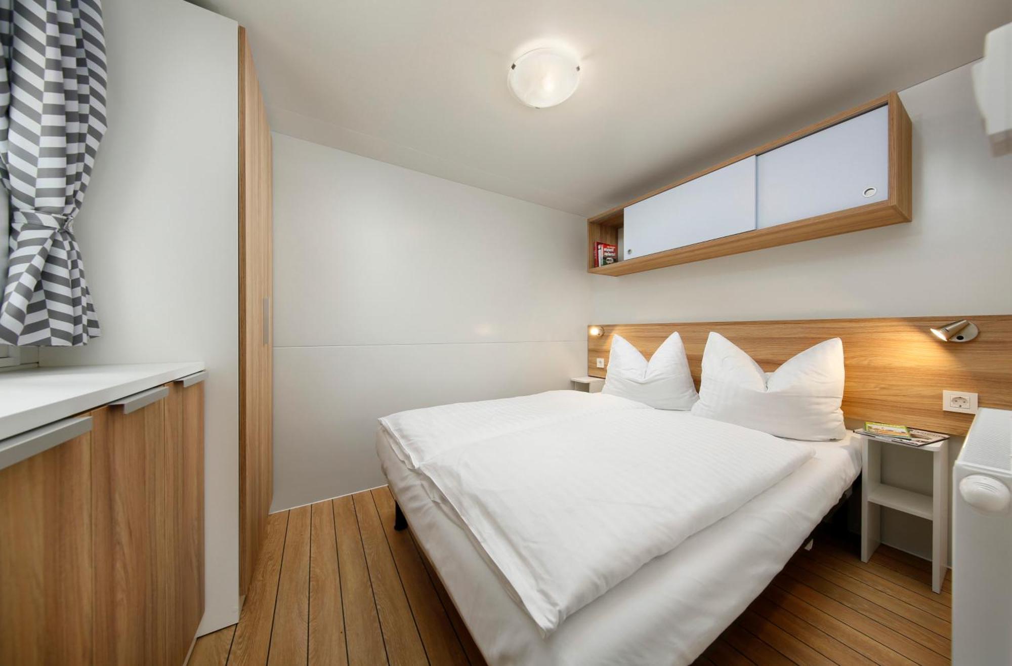 Knaus Campingpark Frickenhausen ฟริกเกนเฮาเซ่น อัม ไมน์ ภายนอก รูปภาพ